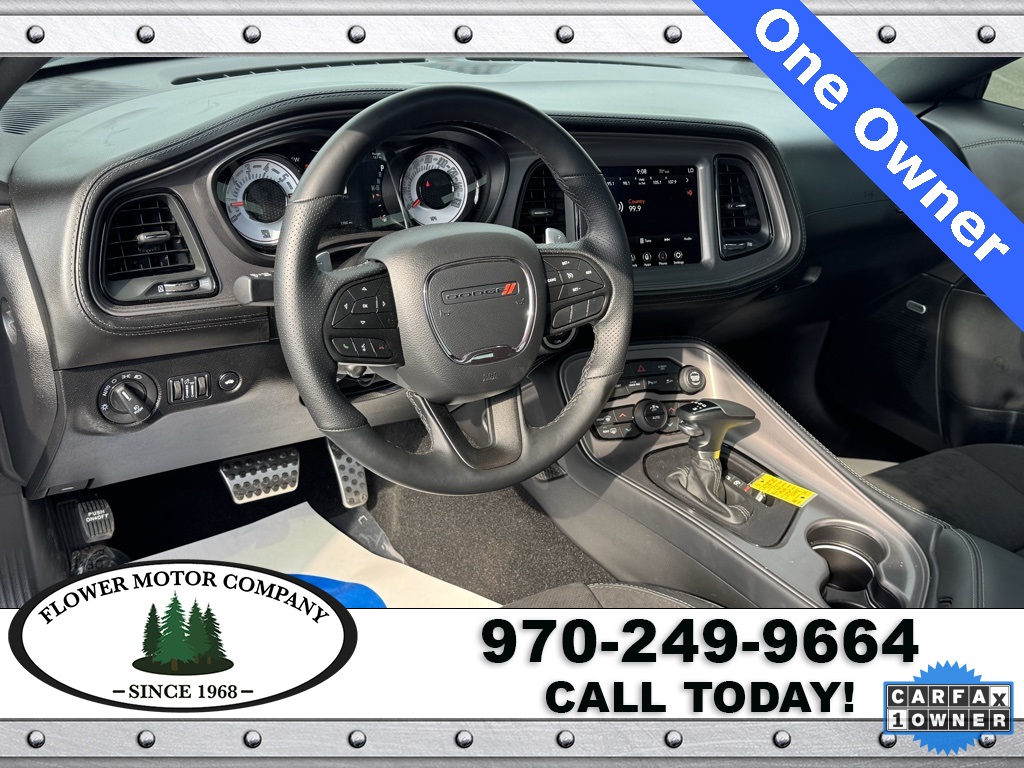 2023 Dodge Challenger R/T photo 14