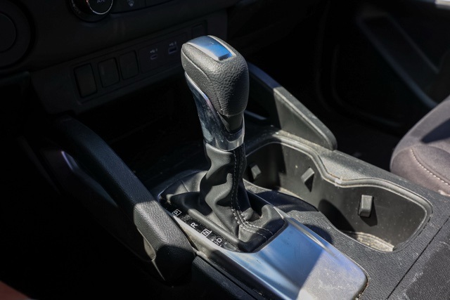 2024 Nissan Frontier SV photo 29