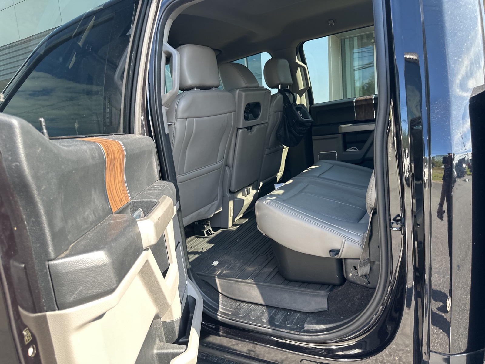 2019 Ford F-150 Lariat photo 4
