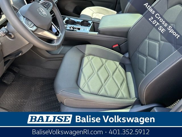 2025 Volkswagen Atlas Cross Sport SE Technology photo 6