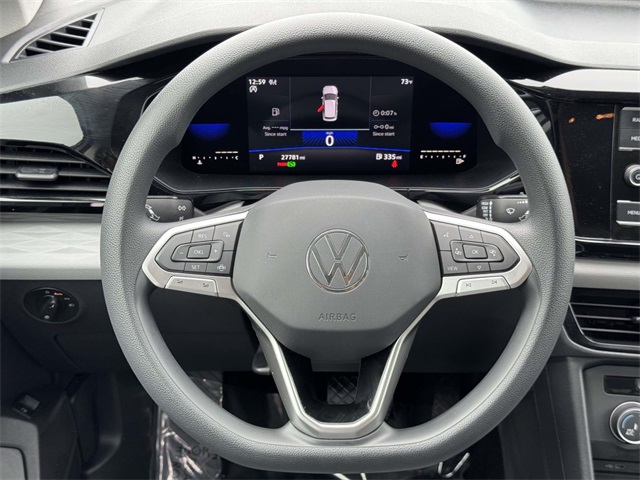 2022 Volkswagen Taos S photo 18