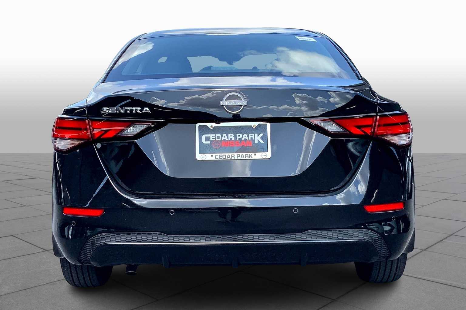 2025 Nissan Sentra S photo 4