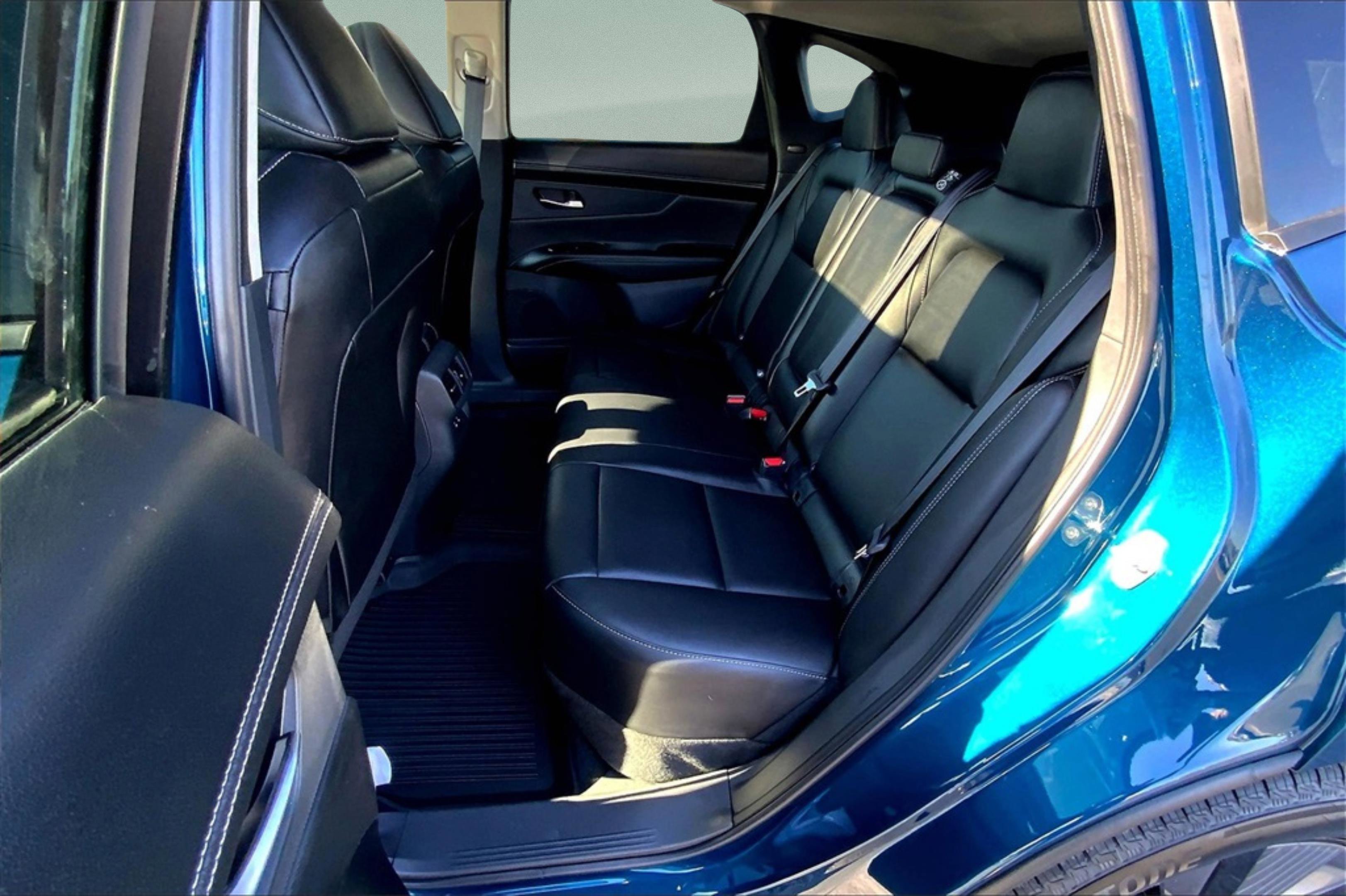 2025 Nissan Murano SL photo 10