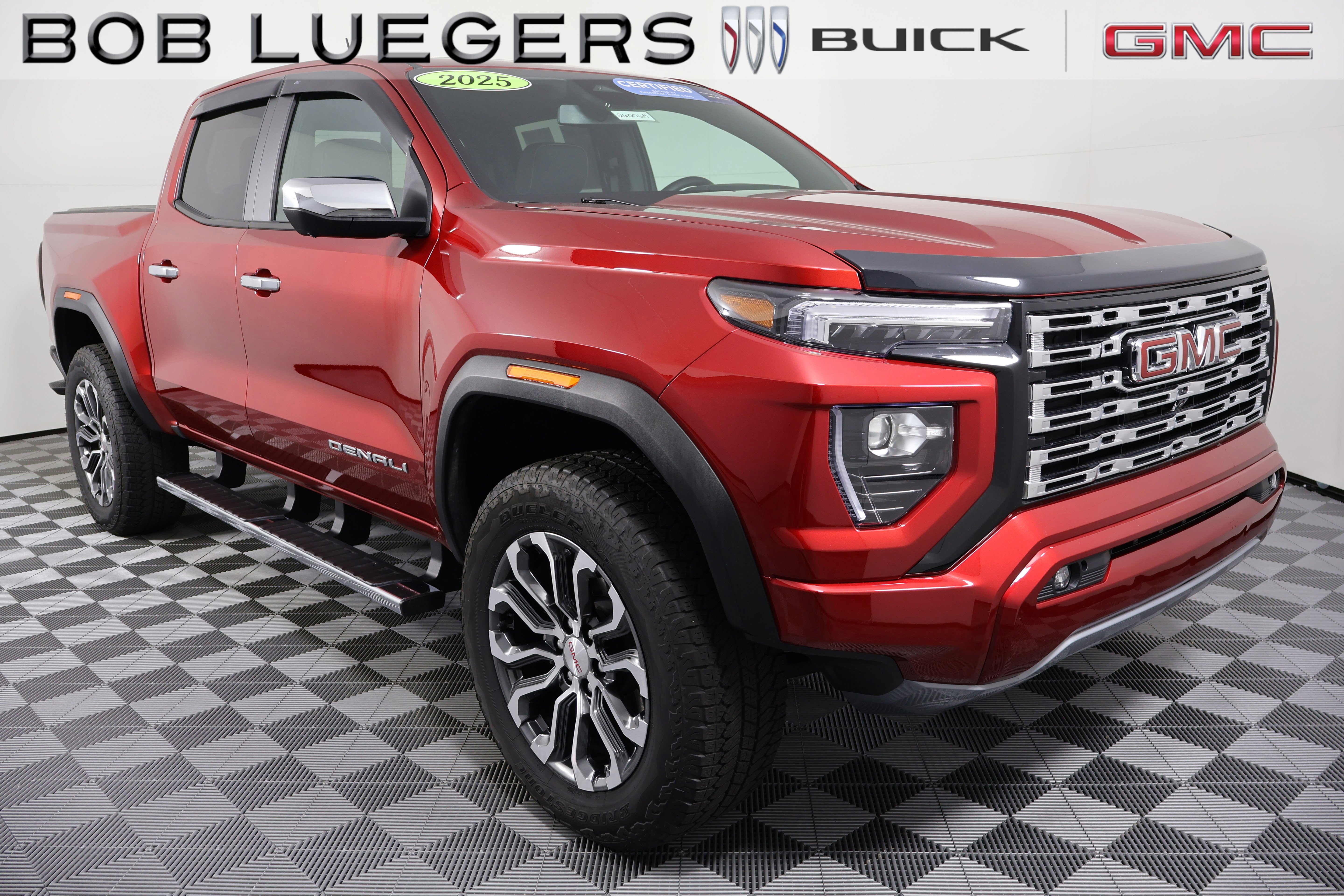 2025 GMC Canyon Denali's photo