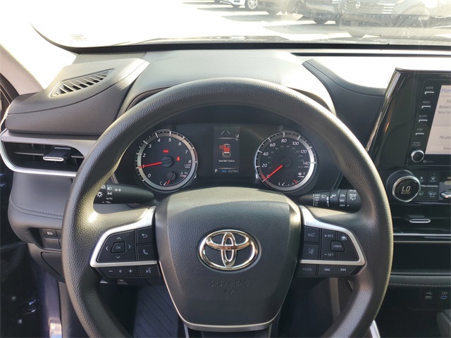2022 Toyota Highlander L photo 15