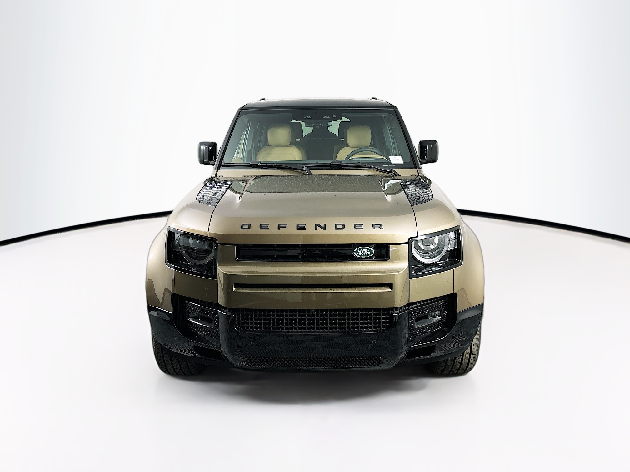 2025 Land Rover Defender 130 X-Dynamic SE photo 2