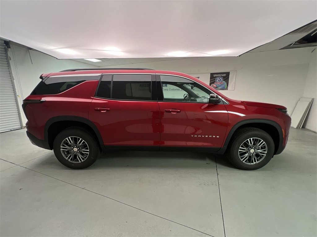 2026 Chevrolet Traverse photo 5