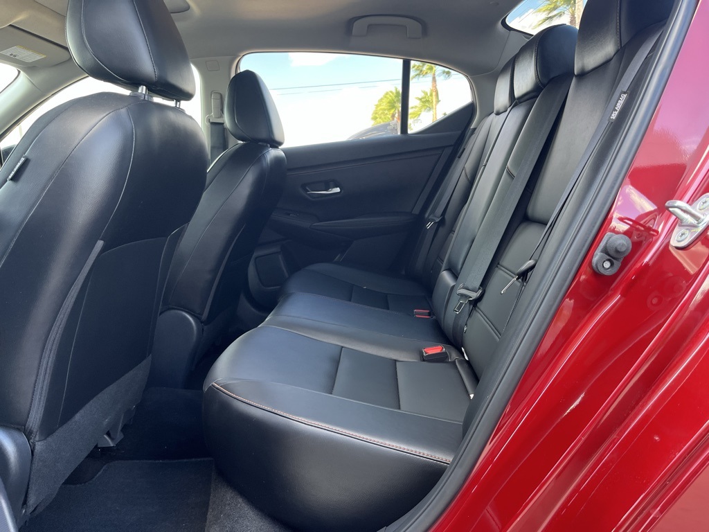 2023 Nissan Sentra SR photo 17