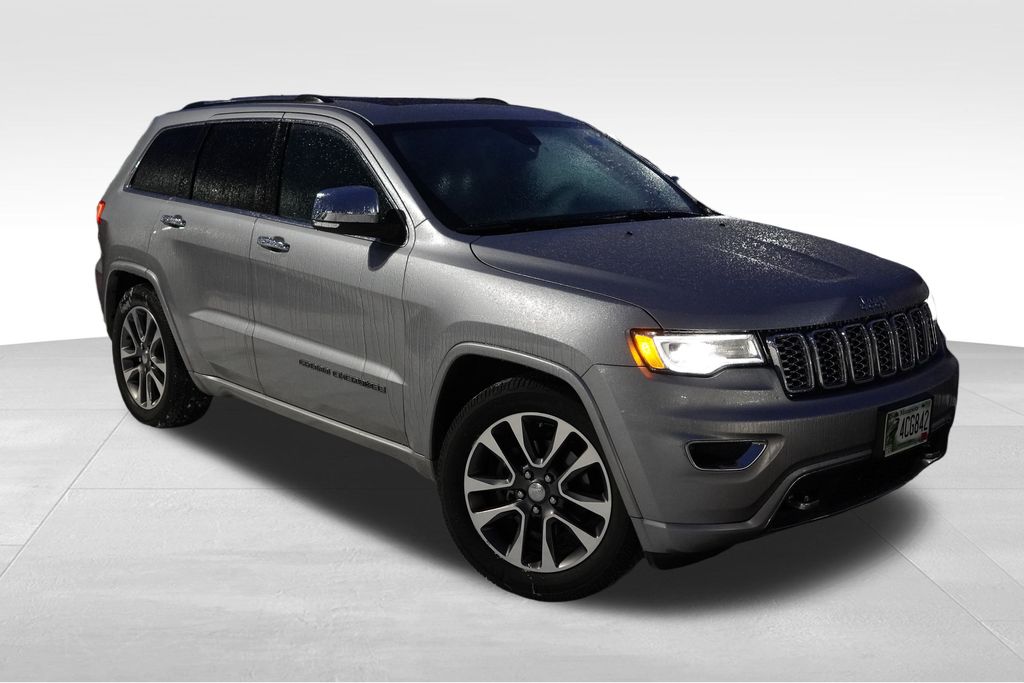 2018 Jeep Grand Cherokee Overland's photo