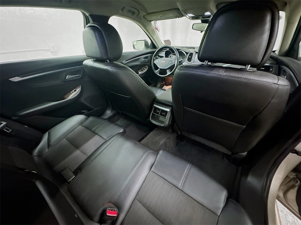 2014 Chevrolet Impala 2LT photo 25