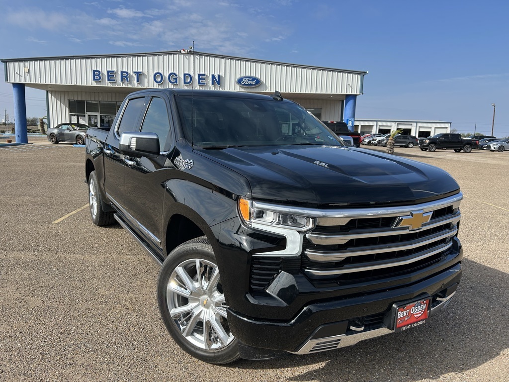 2024 Chevrolet Silverado 1500 High Country's photo