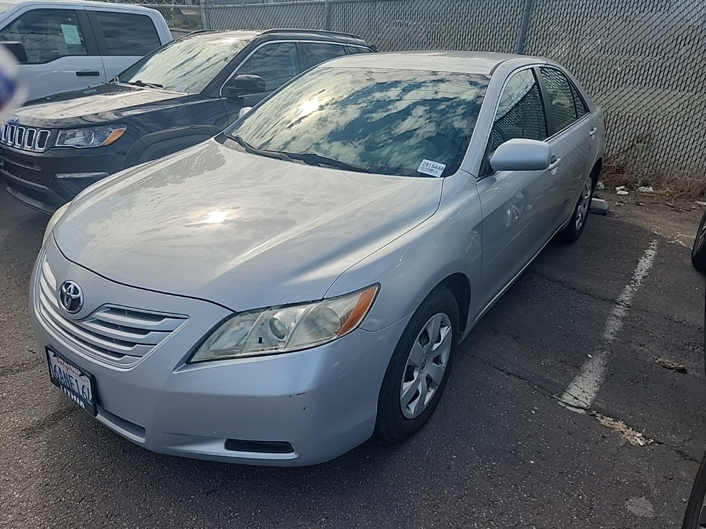 2007 Toyota Camry LE photo 2