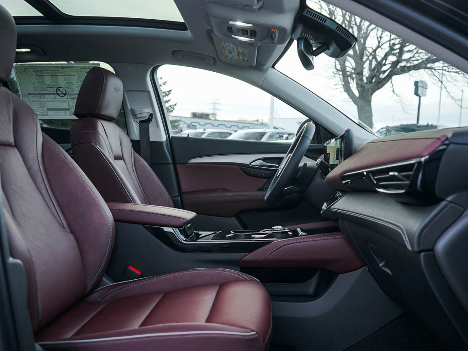 2025 Buick Envision Sport Touring photo 7