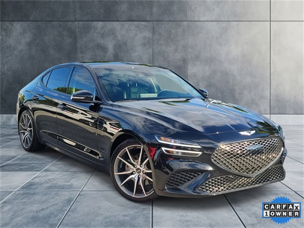 2023 GENESIS G70 Standard's photo