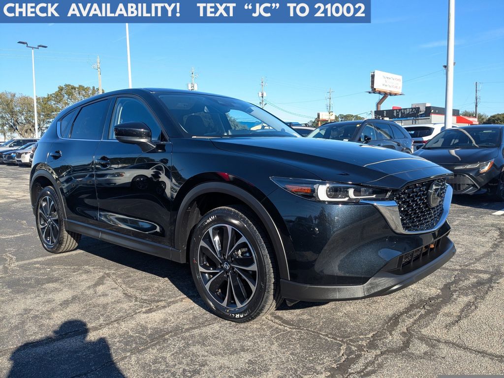 2023 Mazda CX-5 S Premium package's photo