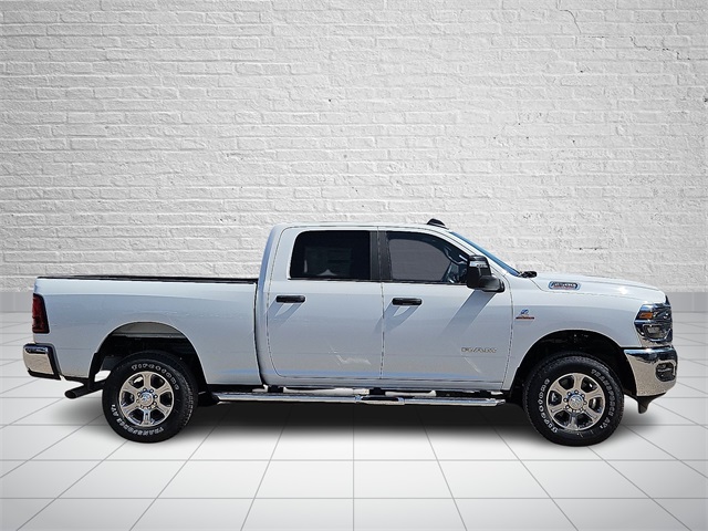 2025 Ram 2500 Big Horn photo 5