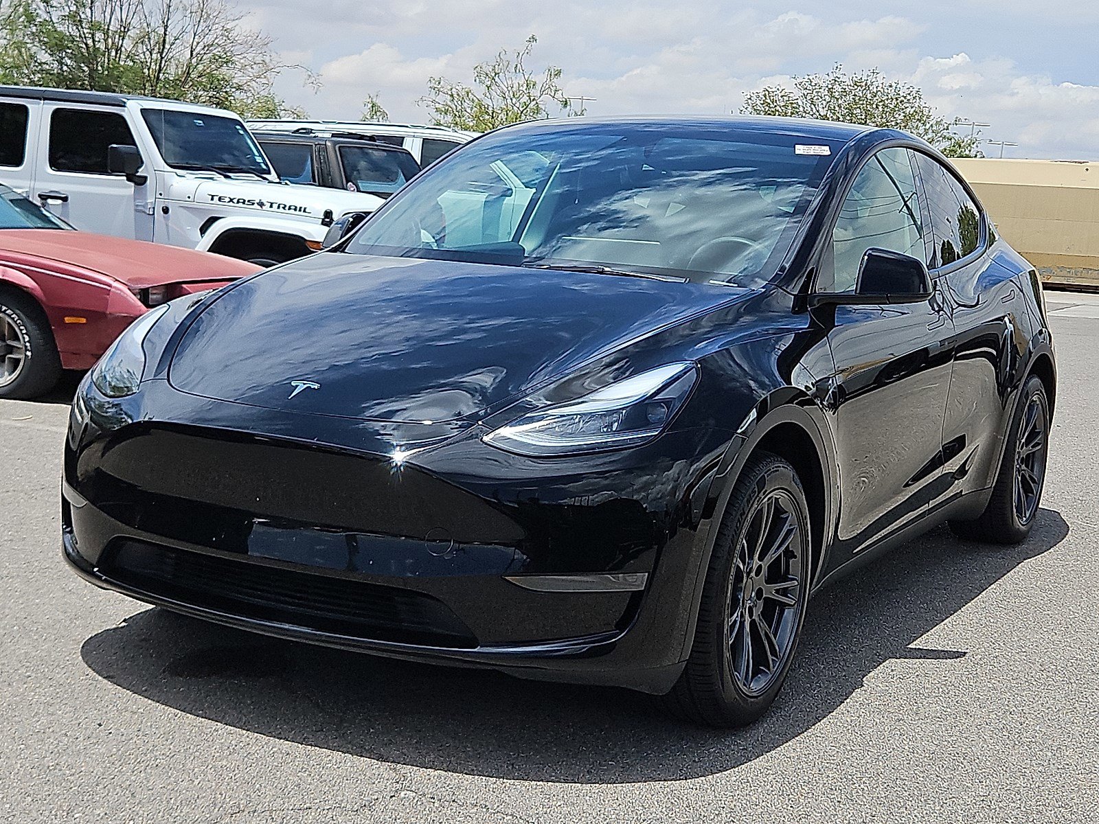 Used 2024 Tesla Model Y Long Range with VIN 7SAYGDED9RA334365 for sale in El Paso, TX