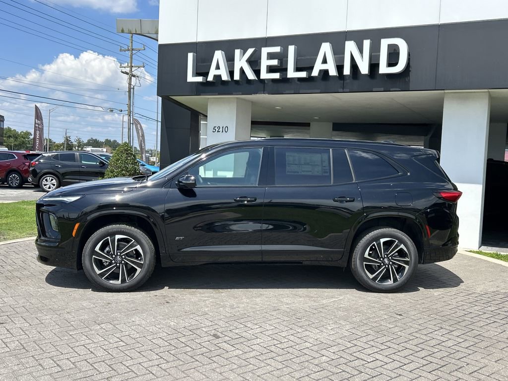 2026 Buick Enclave Sport Touring photo 3