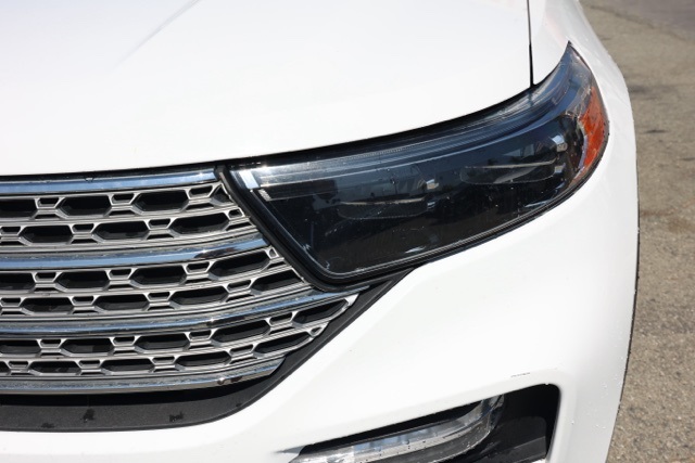 2022 Ford Explorer Limited photo 8