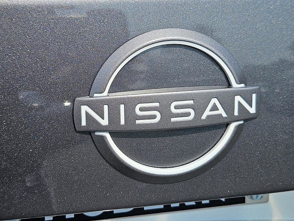 2025 Nissan Sentra SV photo 12