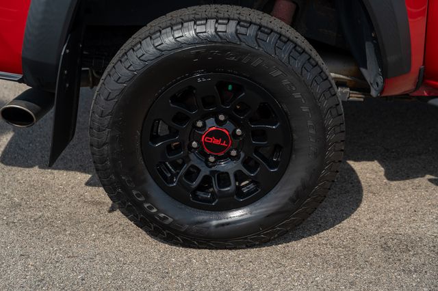 2017 Toyota Tacoma TRD Pro photo 12