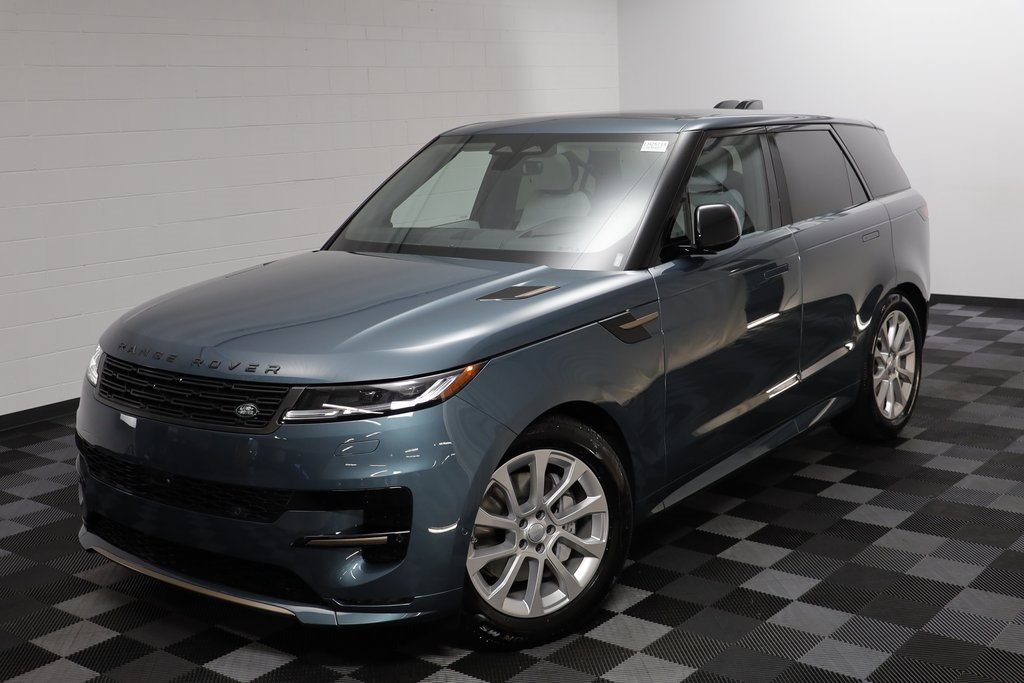 2025 Land Rover Range Rover Sport SE photo 3