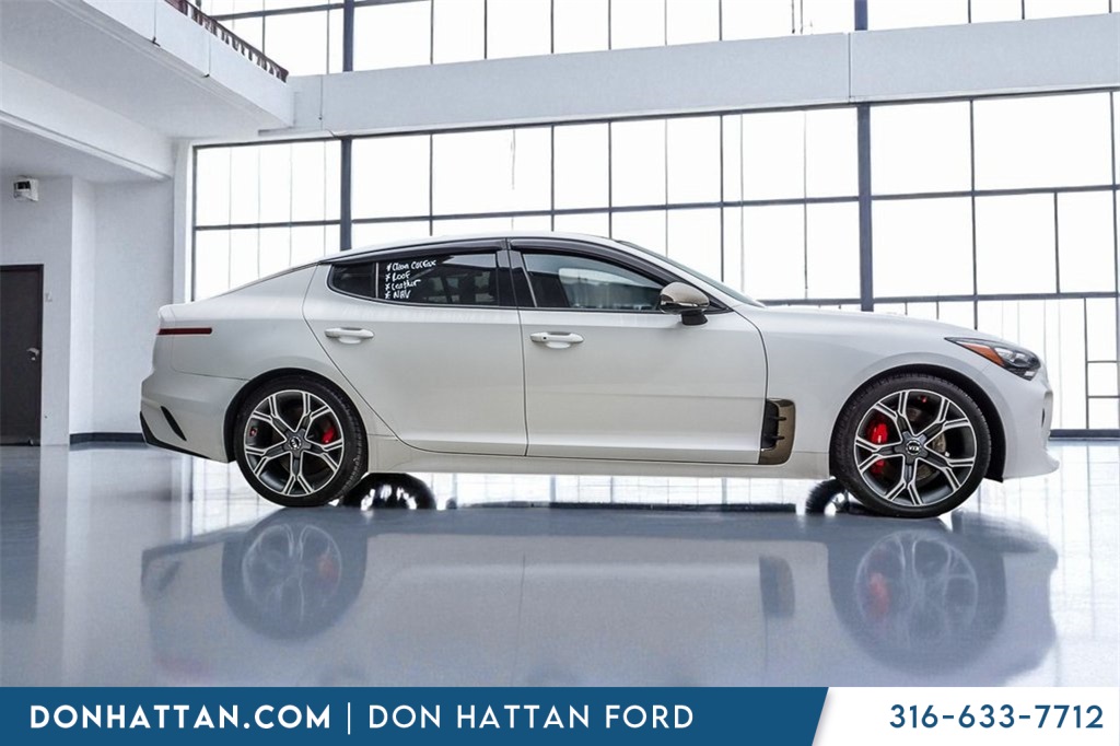 2020 Kia Stinger GT2 photo 31