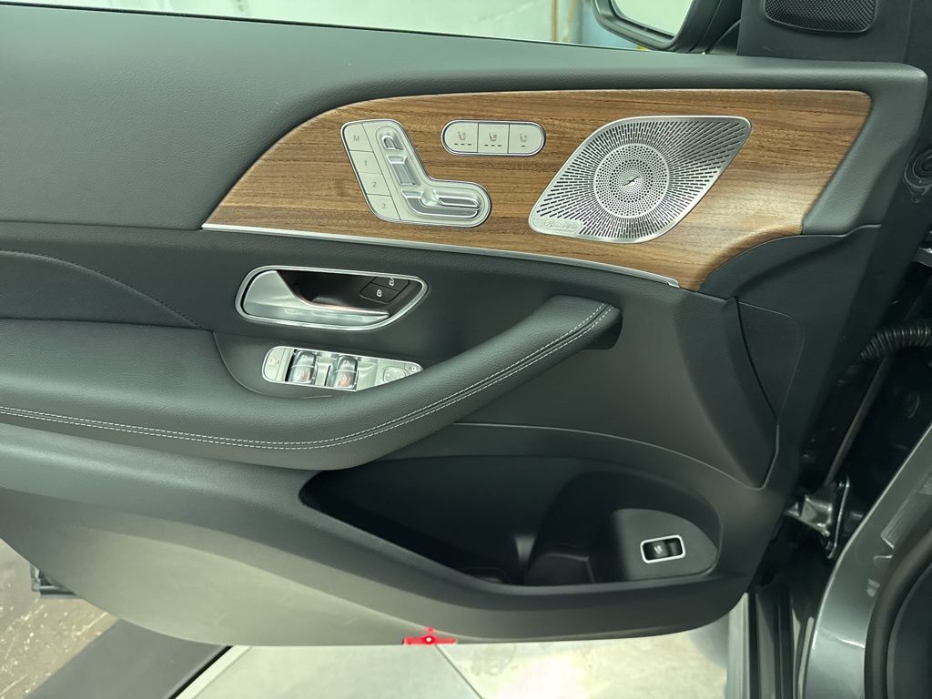 2026 Mercedes Benz GLE 350 photo 15