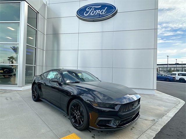 2025 Ford Mustang EcoBoost Premium's photo