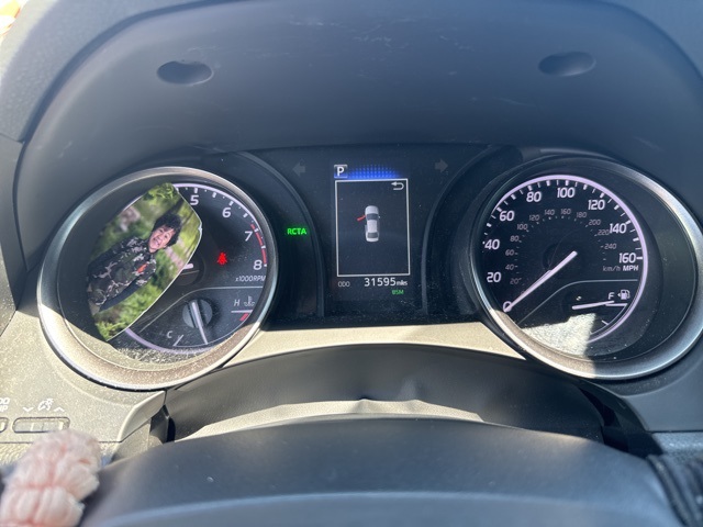 2023 Toyota Camry SE photo 6