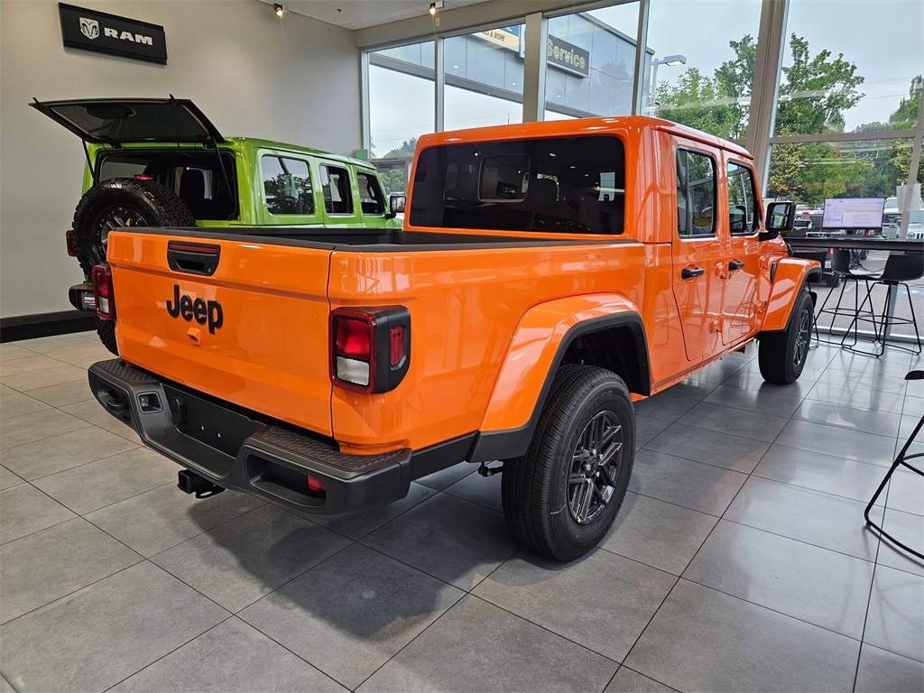 2025 Jeep Gladiator Sport S photo 7