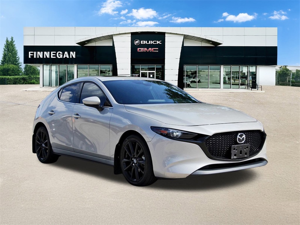 2022 Mazda Mazda3 Premium's photo