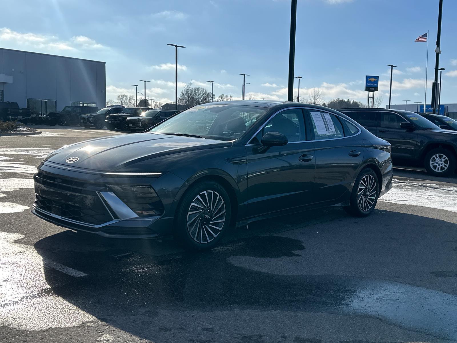 2025 Hyundai Sonata Hybrid Limited's photo