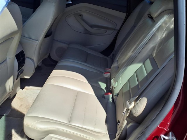 2014 Ford C-Max Hybrid SEL photo 13