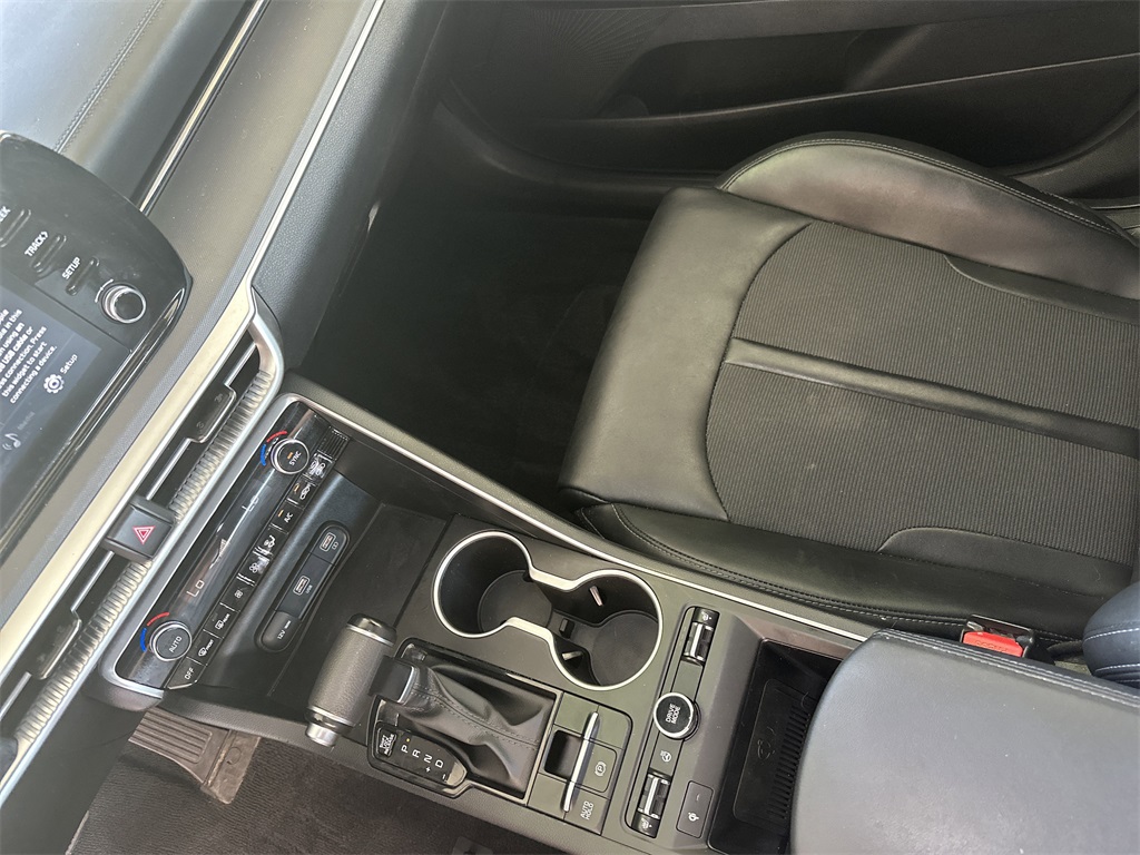 2021 Kia K5 GT-Line photo 23