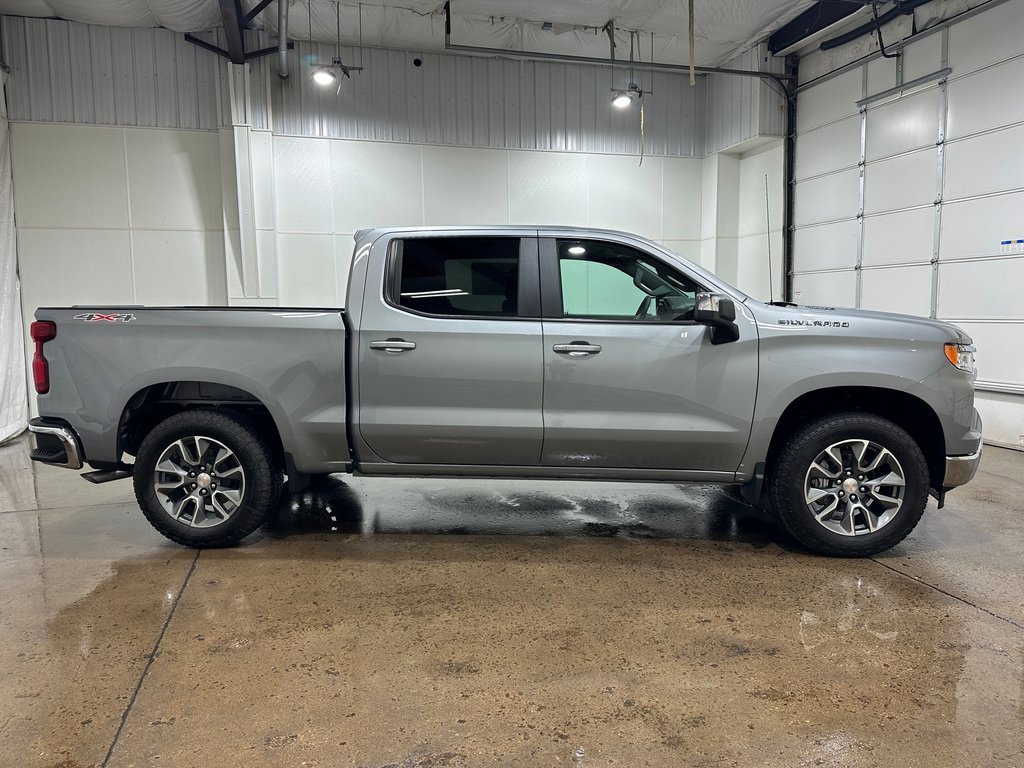 2026 Chevrolet Silverado 1500 LT photo 2
