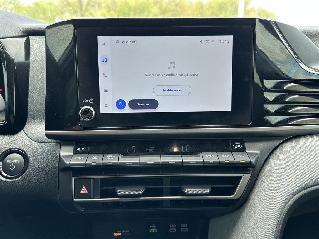 2025 Toyota Camry LE photo 19