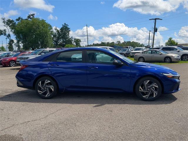 2025 Hyundai Elantra Hybrid SEL Sport photo 4