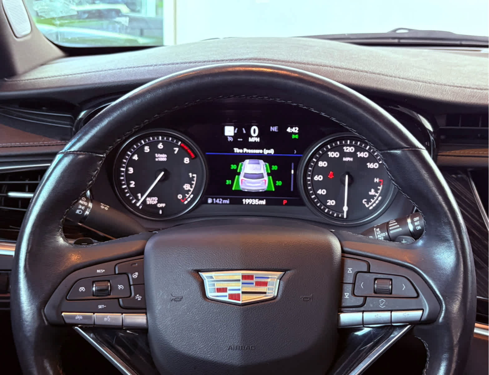 2023 Cadillac XT6 Premium Luxury photo 7