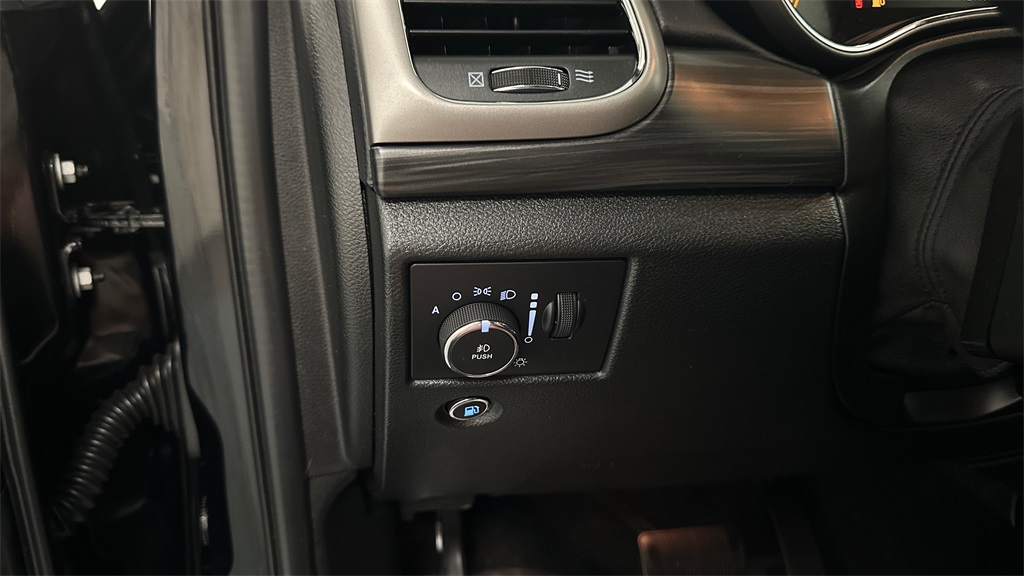 2022 Jeep Cherokee Laredo X photo 22