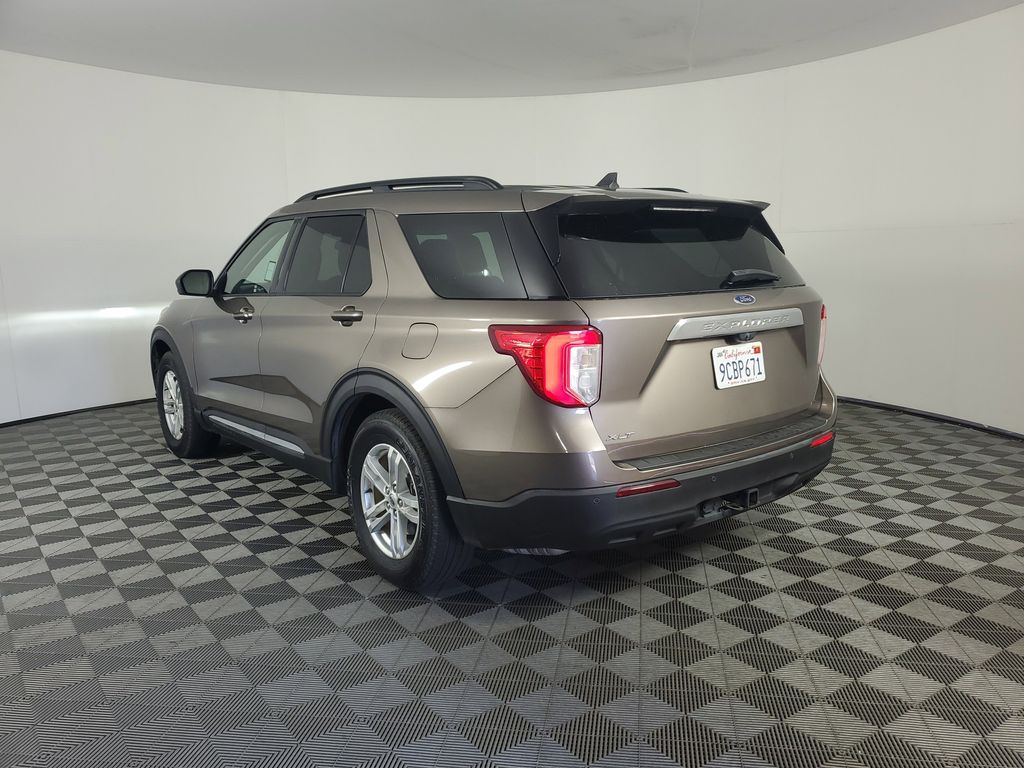 2021 Ford Explorer XLT photo 6