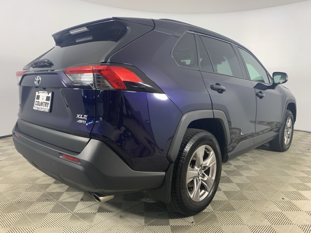 2023 Toyota RAV4 XLE photo 6