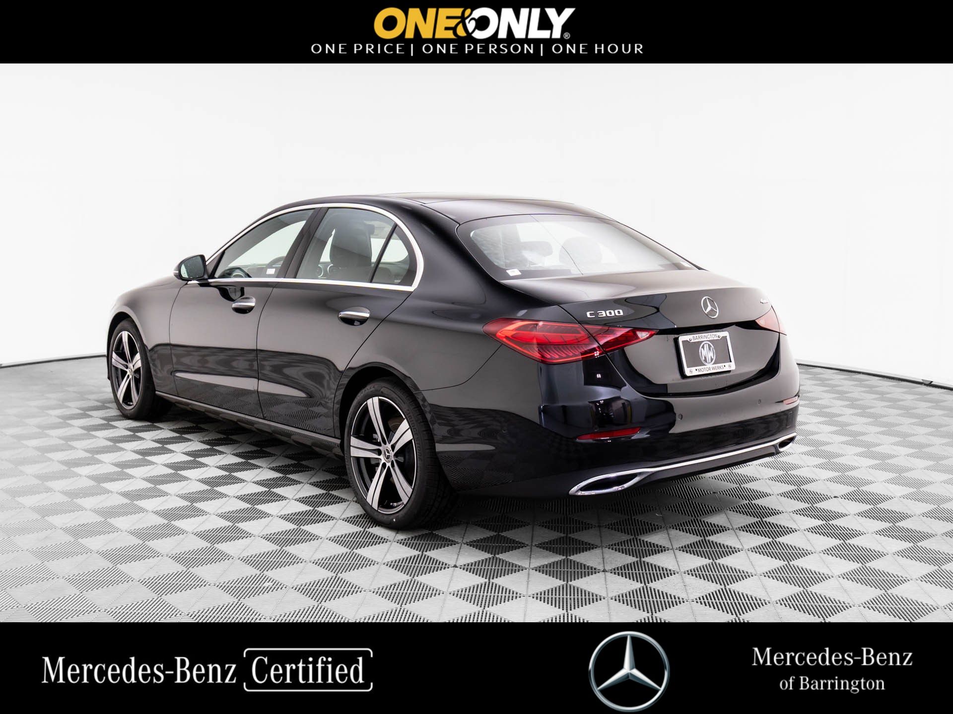 2025 Mercedes Benz C 300 4MATIC photo 3