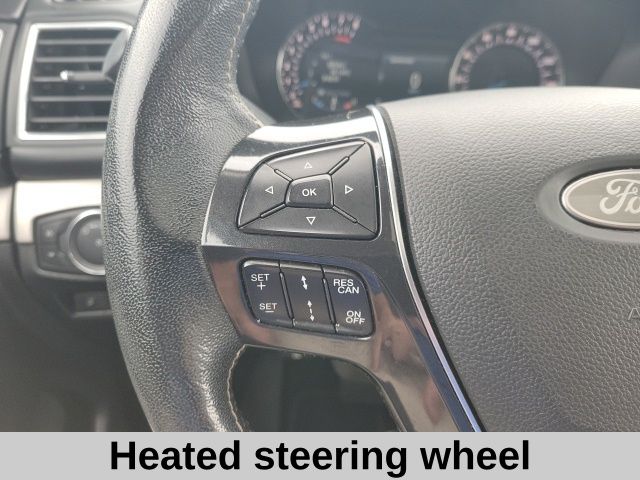 2018 Ford Explorer Platinum photo 11