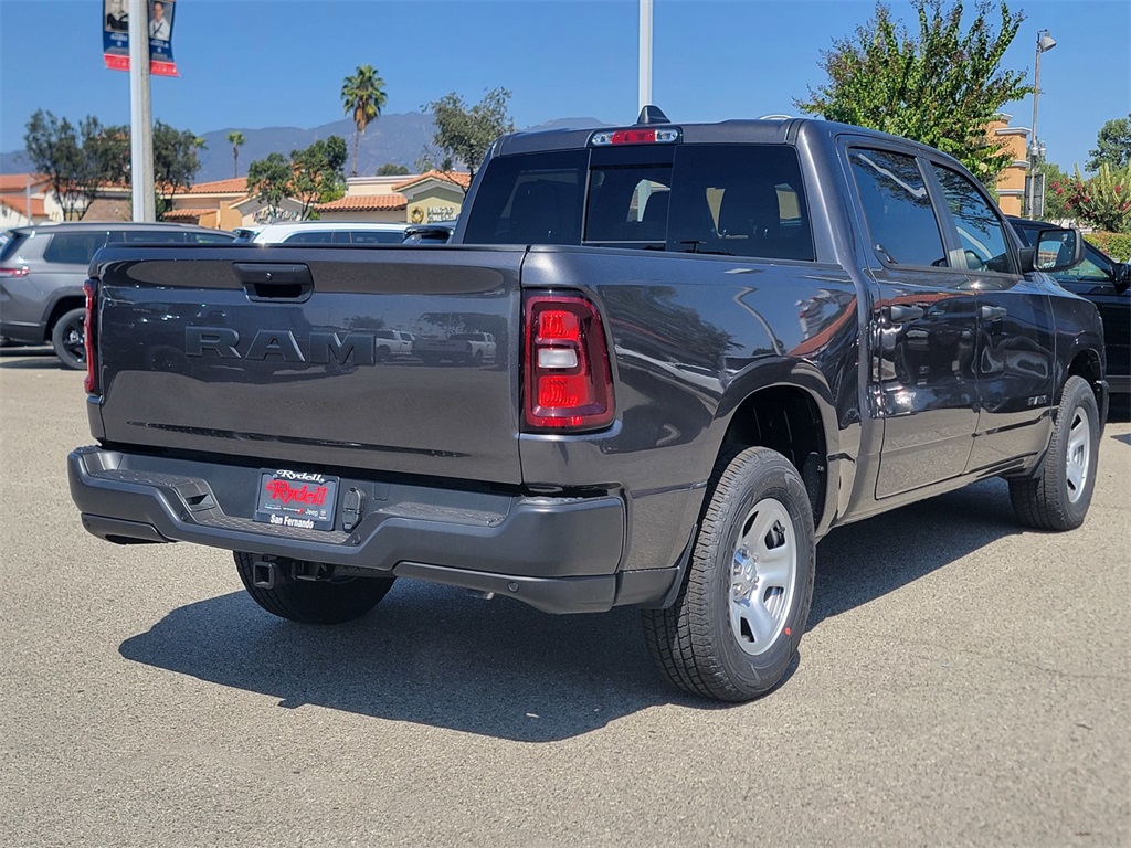 2025 Ram 1500 Tradesman photo 4