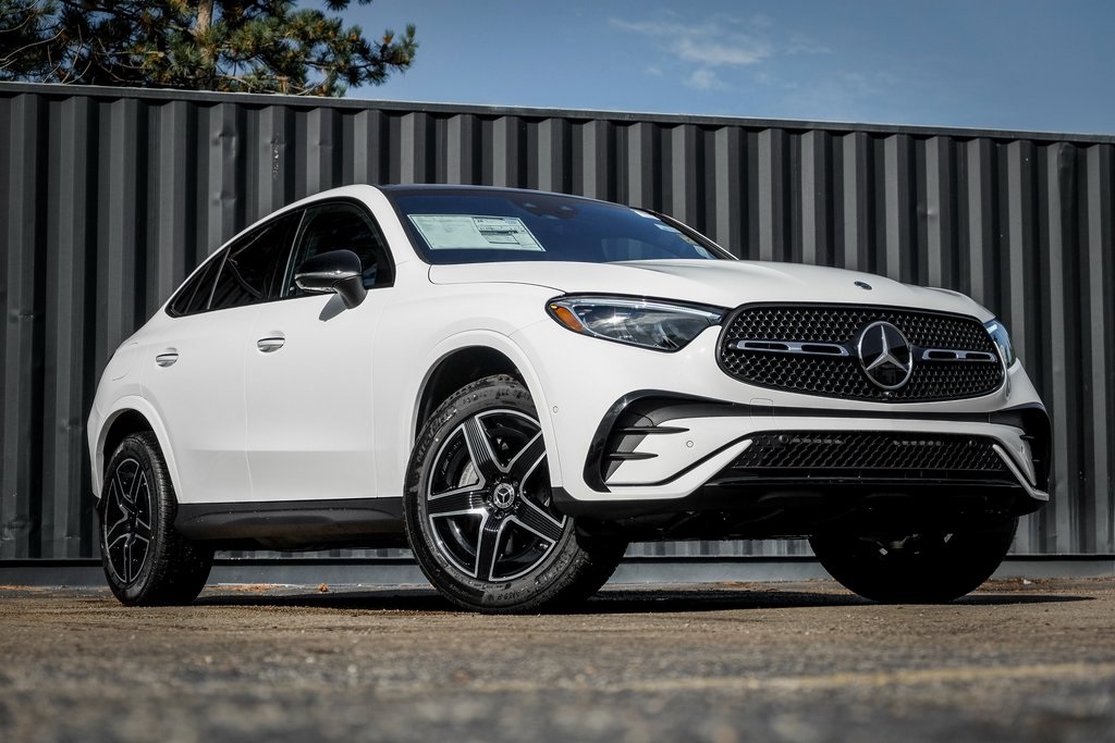 2026 Mercedes-Benz GLC Coupe GLC 300's photo