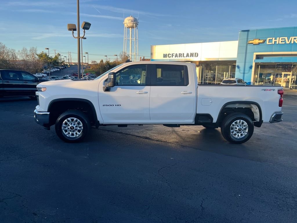 2026 Chevrolet Silverado 2500HD LT photo 2