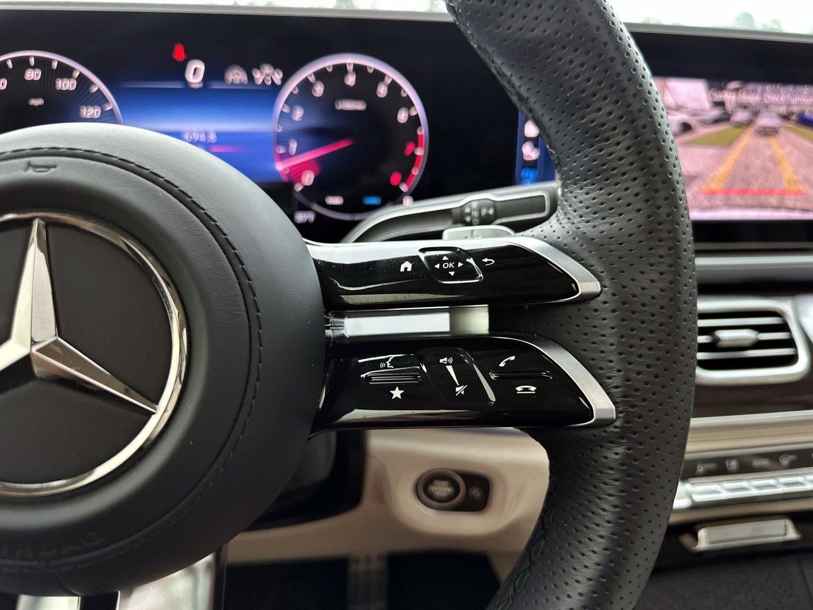 2025 Mercedes Benz GLS 580 4MATIC photo 29