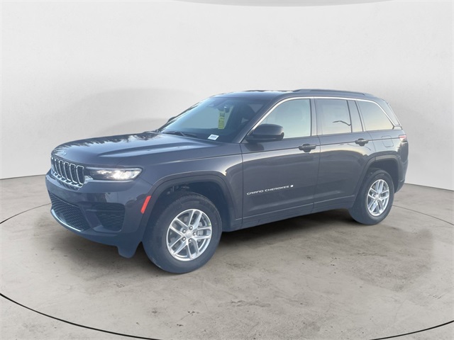 2025 Jeep Grand Cherokee Laredo's photo