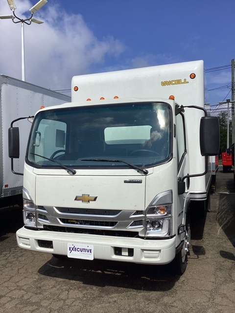 2024 Chevrolet Silverado 4500HD photo 3